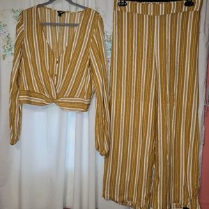 Two piece Guess set